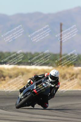 media/Oct-17-2024-Racers Edge (Thu) [[f51934c085]]/B Group/Session 4 (Turn 16)/